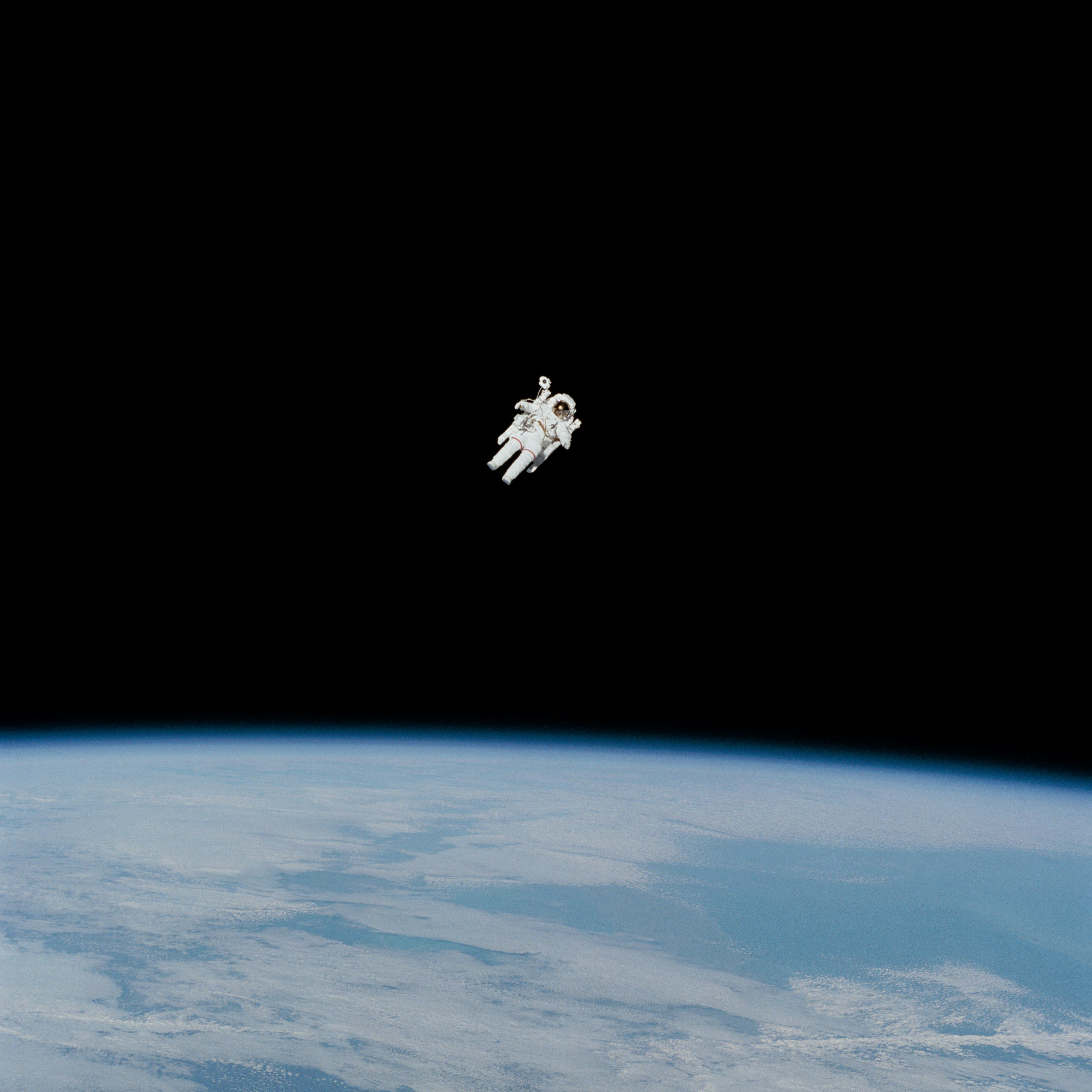Space(relation)ship